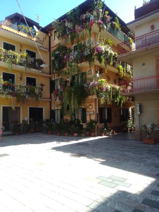 Vacanza Taormina Mare Mazzeo Ngoại thất bức ảnh