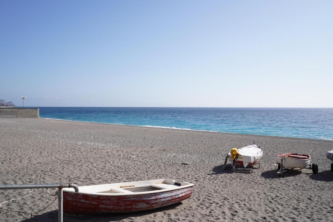 Vacanza Taormina Mare Mazzeo Ngoại thất bức ảnh