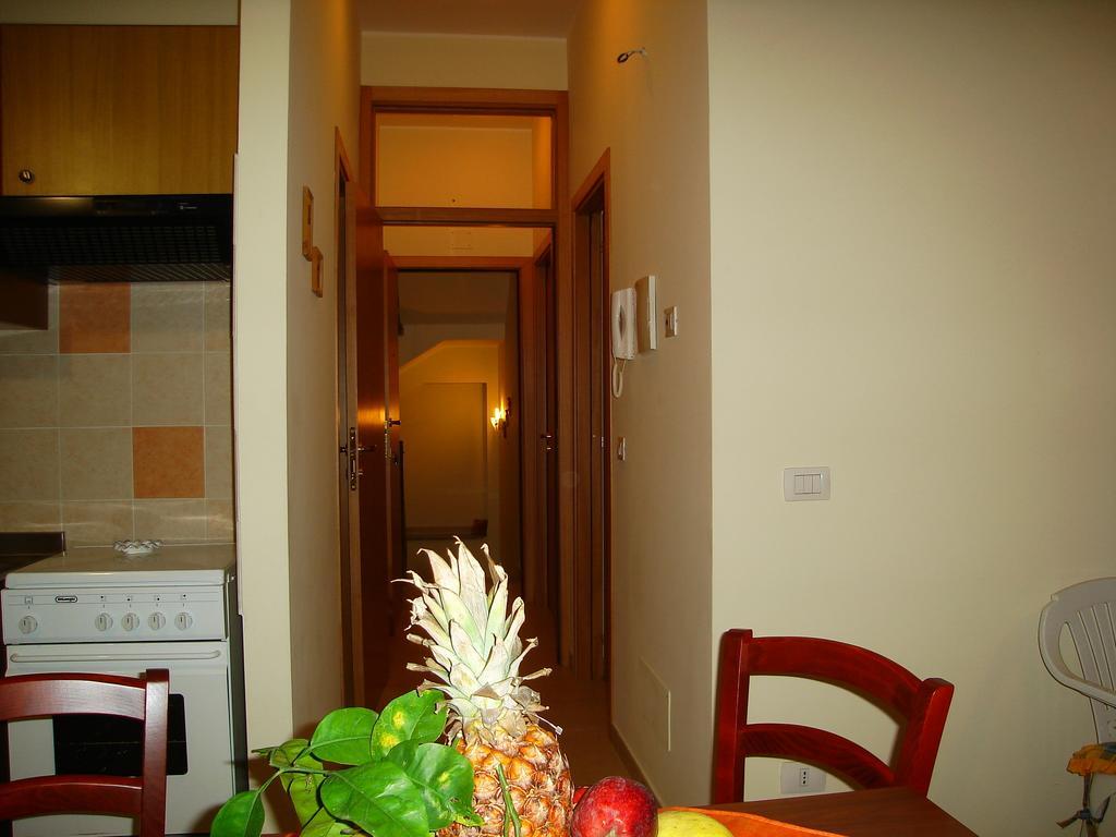 Vacanza Taormina Mare Mazzeo Phòng bức ảnh